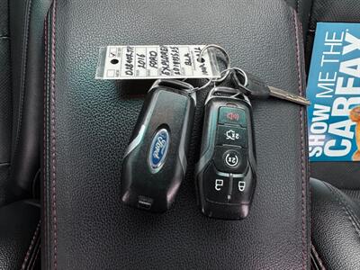 2016 Ford Explorer Sport  3rd row seats ! - Photo 61 - Gladstone, OR 97027