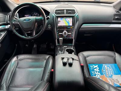 2016 Ford Explorer Sport  3rd row seats ! - Photo 16 - Gladstone, OR 97027