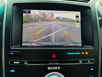 2016 Ford Explorer Sport  3rd row seats ! - Photo 22 - Gladstone, OR 97027