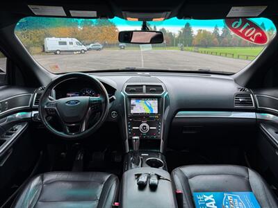 2016 Ford Explorer Sport  3rd row seats ! - Photo 15 - Gladstone, OR 97027