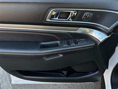 2016 Ford Explorer Sport SUV , 4X4  3rd row seats ! - Photo 35 - Gladstone, OR 97027