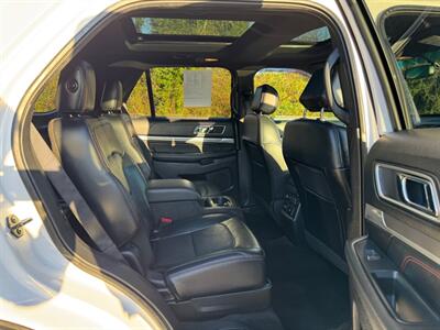 2016 Ford Explorer Sport SUV , 4X4  3rd row seats ! - Photo 13 - Gladstone, OR 97027