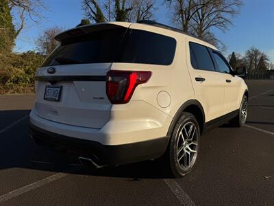 2016 Ford Explorer Sport SUV , 4X4  3rd row seats ! - Photo 29 - Gladstone, OR 97027