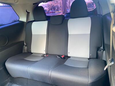 2018 Toyota Yaris 3-Door L  AT !!!!! ONLY 31 MILES !!!!! - Photo 16 - Fremont, CA 94536