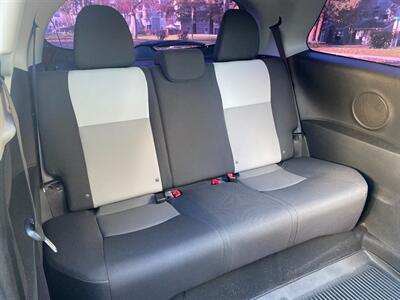 2018 Toyota Yaris 3-Door L  AT !!!!! ONLY 31 MILES !!!!! - Photo 21 - Fremont, CA 94536