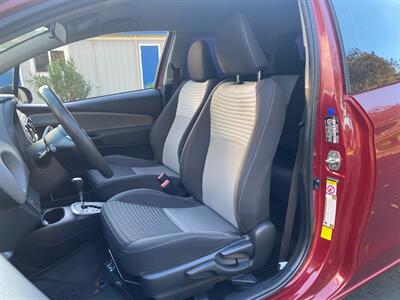 2018 Toyota Yaris 3-Door L  AT !!!!! ONLY 31 MILES !!!!! - Photo 14 - Fremont, CA 94536