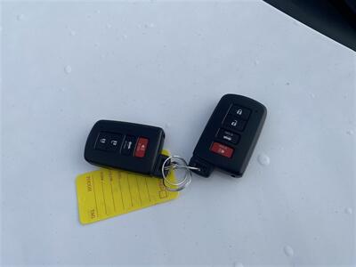 2018 Toyota Corolla SE - Photo 34 - Fremont, CA 94536