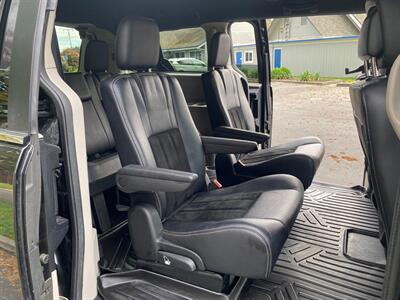 2017 Dodge Grand Caravan SXT   - Photo 16 - Fremont, CA 94536