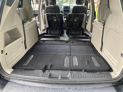 2017 Dodge Grand Caravan SXT   - Photo 35 - Fremont, CA 94536