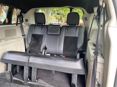 2017 Dodge Grand Caravan SXT   - Photo 30 - Fremont, CA 94536