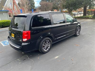2017 Dodge Grand Caravan SXT   - Photo 17 - Fremont, CA 94536