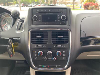 2017 Dodge Grand Caravan SXT   - Photo 29 - Fremont, CA 94536