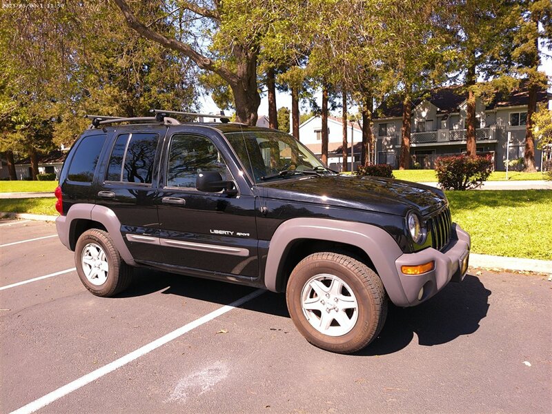 2003 Jeep Liberty Sport photo