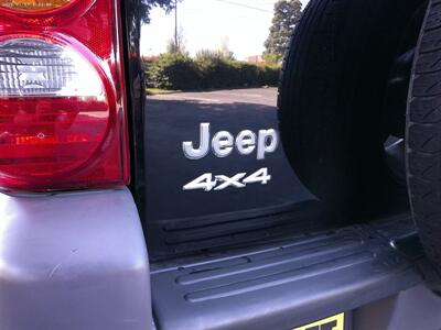 2003 Jeep Liberty Sport  4WD - Photo 4 - Fremont, CA 94536