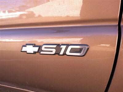 2002 Chevrolet S-10 LS   - Photo 8 - Fremont, CA 94536