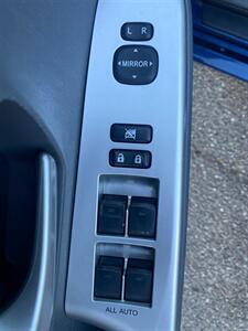 2012 Toyota Prius v Two   - Photo 14 - Fremont, CA 94536