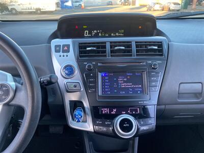 2012 Toyota Prius v Two   - Photo 24 - Fremont, CA 94536