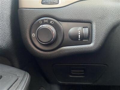 2016 Jeep Cherokee Sport   - Photo 6 - Fremont, CA 94536