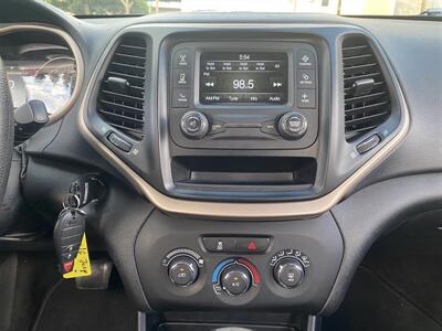 2016 Jeep Cherokee Sport   - Photo 29 - Fremont, CA 94536