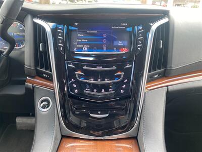 2017 Cadillac Escalade Luxury   - Photo 38 - Fremont, CA 94536