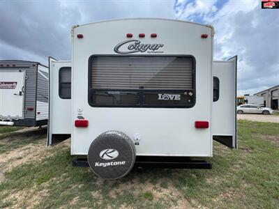 2013 KEYSTONE RV COUGAR 32SAB   - Photo 6 - Waco, TX 76712