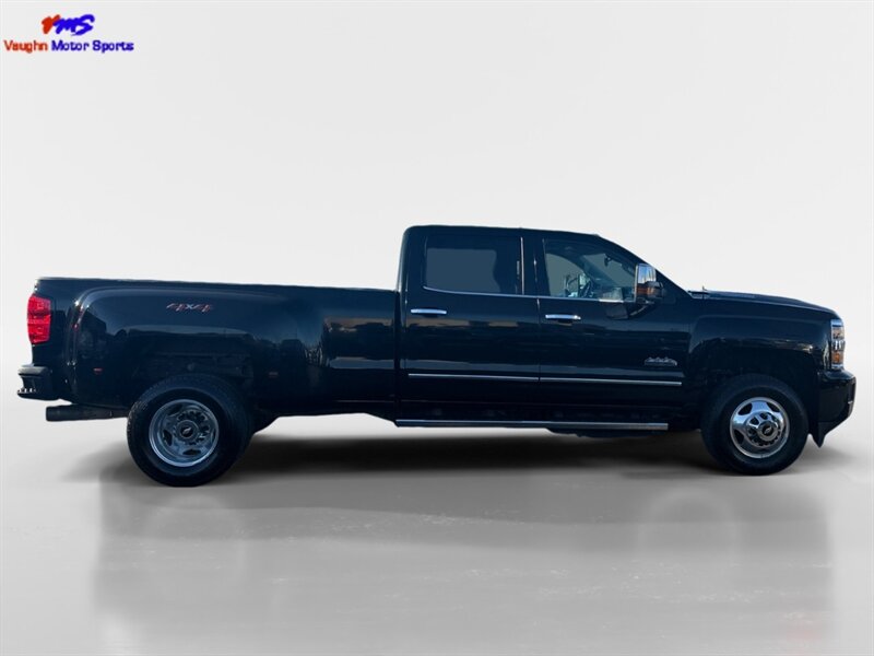 2018 Chevrolet Silverado 3500HD High Country - Photo 3 - Reno, NV 89502