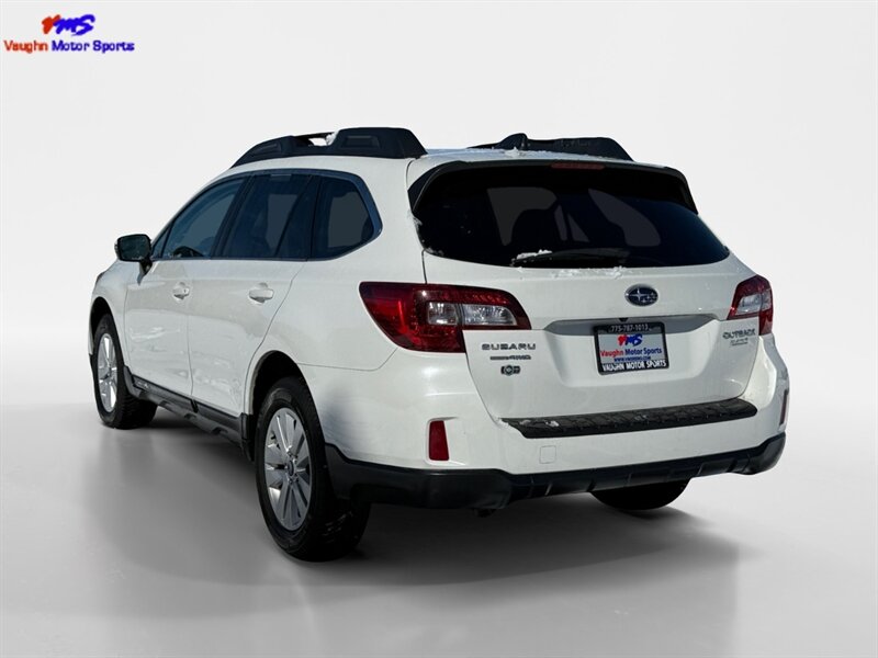 2017 Subaru Outback 2.5i Premium - Photo 2 - Reno, NV 89502