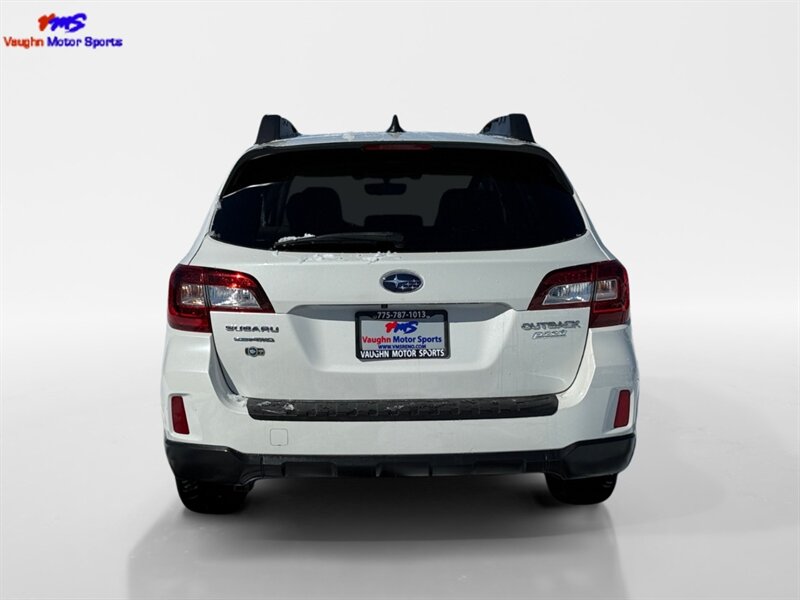 2017 Subaru Outback 2.5i Premium - Photo 4 - Reno, NV 89502