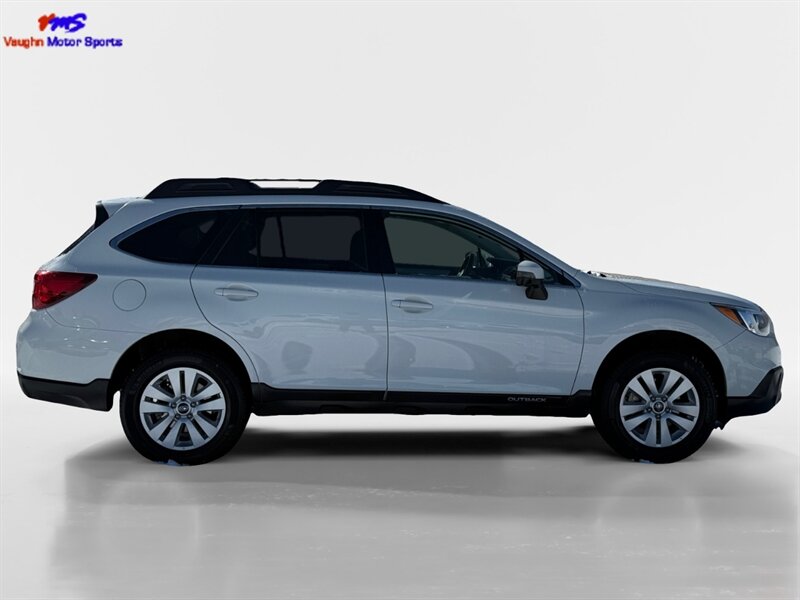 2017 Subaru Outback 2.5i Premium - Photo 6 - Reno, NV 89502