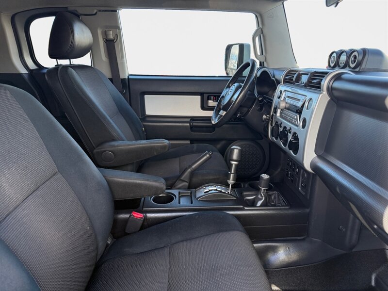 2008 Toyota FJ Cruiser - Photo 3 - Reno, NV 89502