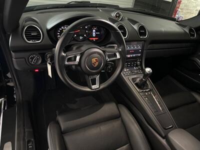 2018 Porsche 718  1 OWNER,11 SERVICE RECORDS,LOADED! - Photo 8 - Houston, TX 77057