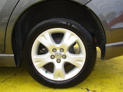 2005 Toyota Matrix - Photo 20 - Seattle, WA 98103