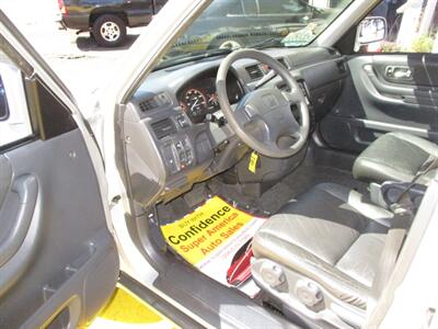 1999 Honda CR-V EX   - Photo 11 - Seattle, WA 98103
