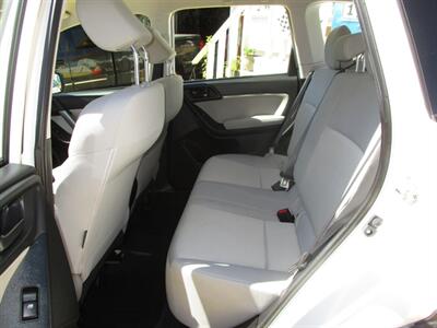 2014 Subaru Forester 2.5i   - Photo 12 - Seattle, WA 98103