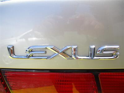 1997 Lexus ES   - Photo 21 - Seattle, WA 98103