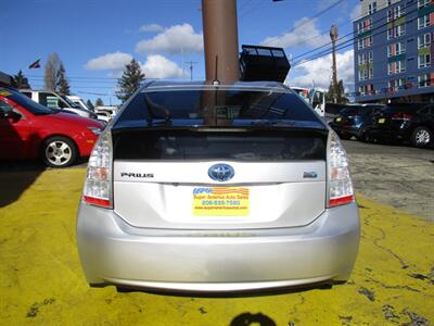 2010 Toyota Prius V   - Photo 7 - Seattle, WA 98103