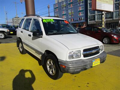 2000 Chevrolet Tracker   - Photo 4 - Seattle, WA 98103
