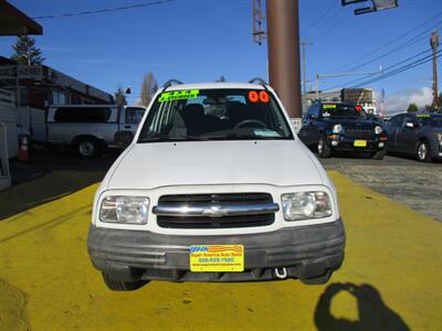 2000 Chevrolet Tracker   - Photo 3 - Seattle, WA 98103