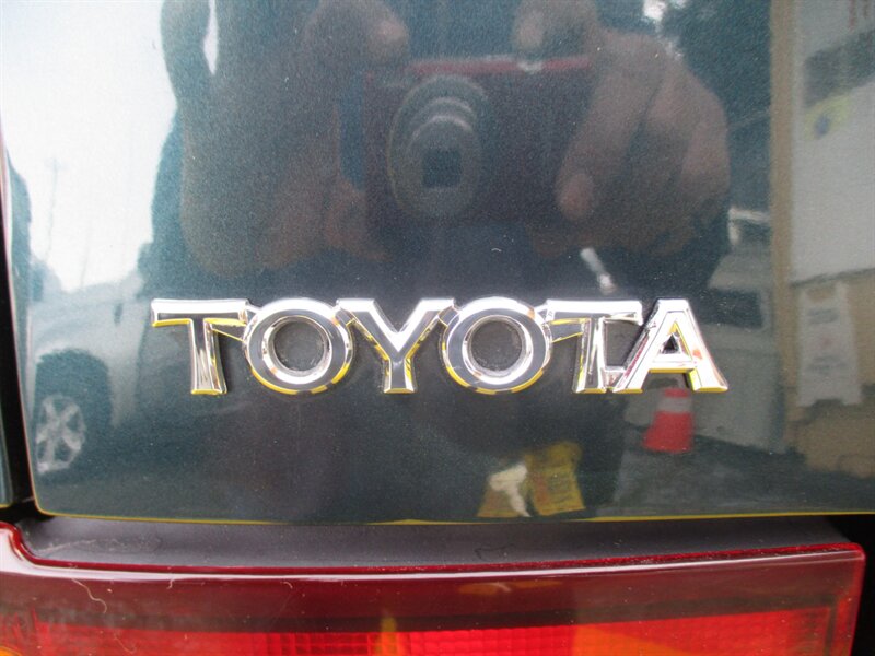 1996 Toyota Camry DX photo