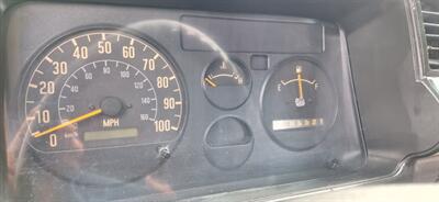 1998 Isuzu NPR Tilt Cab   - Photo 25 - Seattle, WA 98103