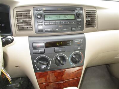 2006 Toyota Corolla LE   - Photo 17 - Seattle, WA 98103