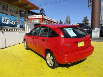 2006 Ford Focus ZX5 SES   - Photo 8 - Seattle, WA 98103