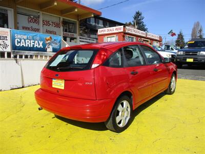 2006 Ford Focus ZX5 SES   - Photo 6 - Seattle, WA 98103