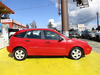 2006 Ford Focus ZX5 SES   - Photo 5 - Seattle, WA 98103