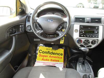 2006 Ford Focus ZX5 SES   - Photo 13 - Seattle, WA 98103