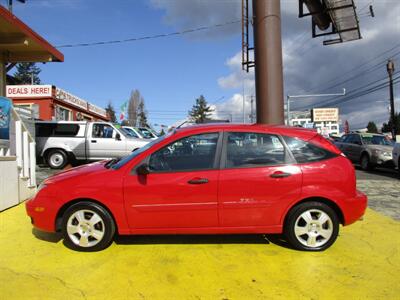 2006 Ford Focus ZX5 SES   - Photo 9 - Seattle, WA 98103