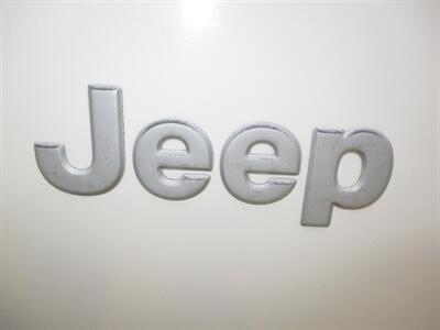 2000 Jeep Cherokee SE   - Photo 24 - Seattle, WA 98103