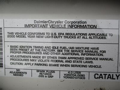 2000 Jeep Cherokee SE   - Photo 21 - Seattle, WA 98103