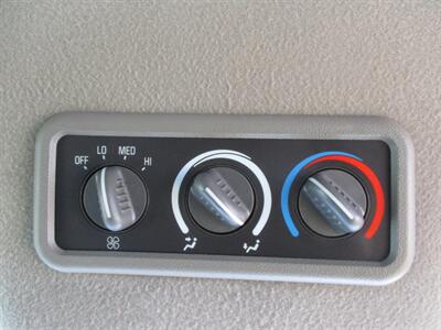 2002 Chevrolet Express G3500 LS   - Photo 17 - Seattle, WA 98103