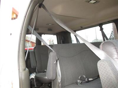 2002 Chevrolet Express G3500 LS   - Photo 19 - Seattle, WA 98103